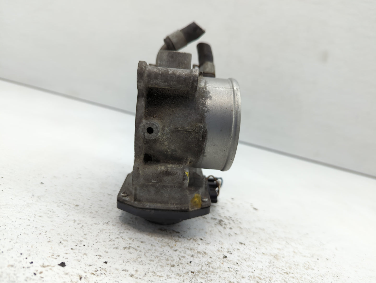 2011-2020 Hyundai Elantra Throttle Body P/N:35100-2E000 Fits Fits 2011 2012 2013 2014 2015 2016 2017 2018 2019 2020 2021 OEM