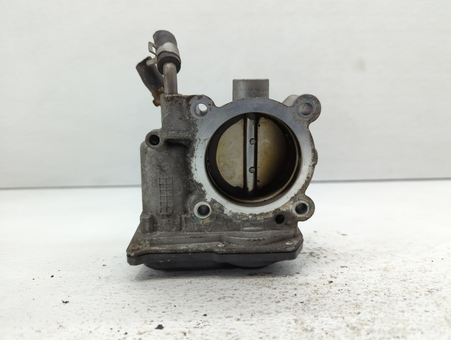 2011-2020 Hyundai Elantra Throttle Body P/N:35100-2E000 Fits Fits 2011 2012 2013 2014 2015 2016 2017 2018 2019 2020 2021 OEM