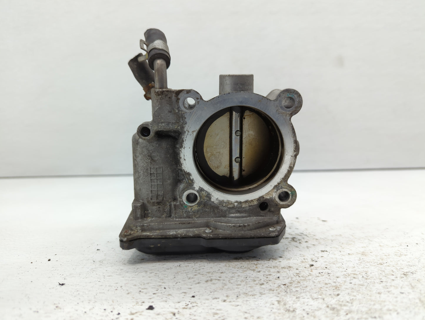 2011-2020 Hyundai Elantra Throttle Body P/N:35100-2E000 Fits Fits 2011 2012 2013 2014 2015 2016 2017 2018 2019 2020 2021 OEM