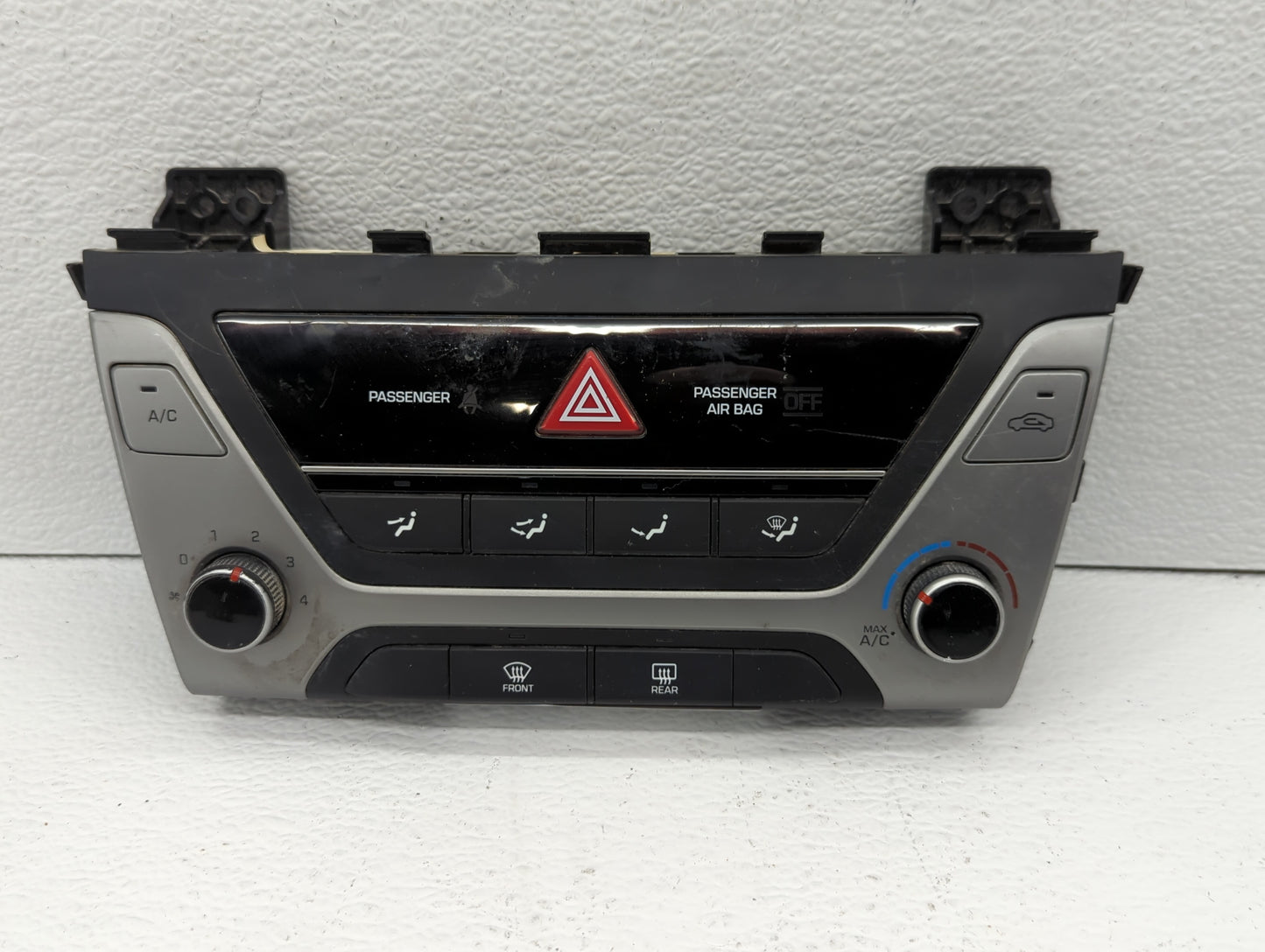 2017-2018 Hyundai Elantra Climate Control Module Temperature AC/Heater Replacement P/N:97250-F20614X Fits Fits 2017 2018 OEM