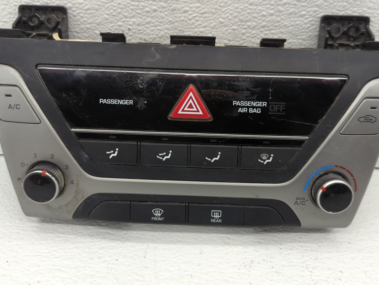 2017-2018 Hyundai Elantra Climate Control Module Temperature AC/Heater Replacement P/N:97250-F20614X Fits Fits 2017 2018 OEM
