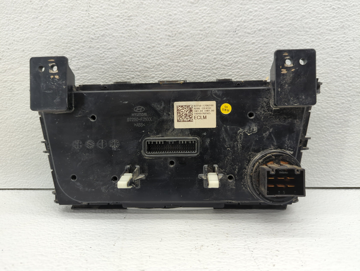 2017-2018 Hyundai Elantra Climate Control Module Temperature AC/Heater Replacement P/N:97250-F20614X Fits Fits 2017 2018 OEM
