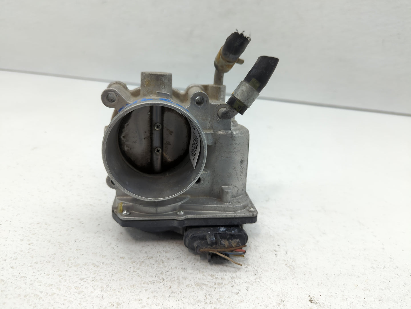 2011-2020 Hyundai Elantra Throttle Body P/N:35100-2E000 Fits Fits 2011 2012 2013 2014 2015 2016 2017 2018 2019 2020 2021 OEM