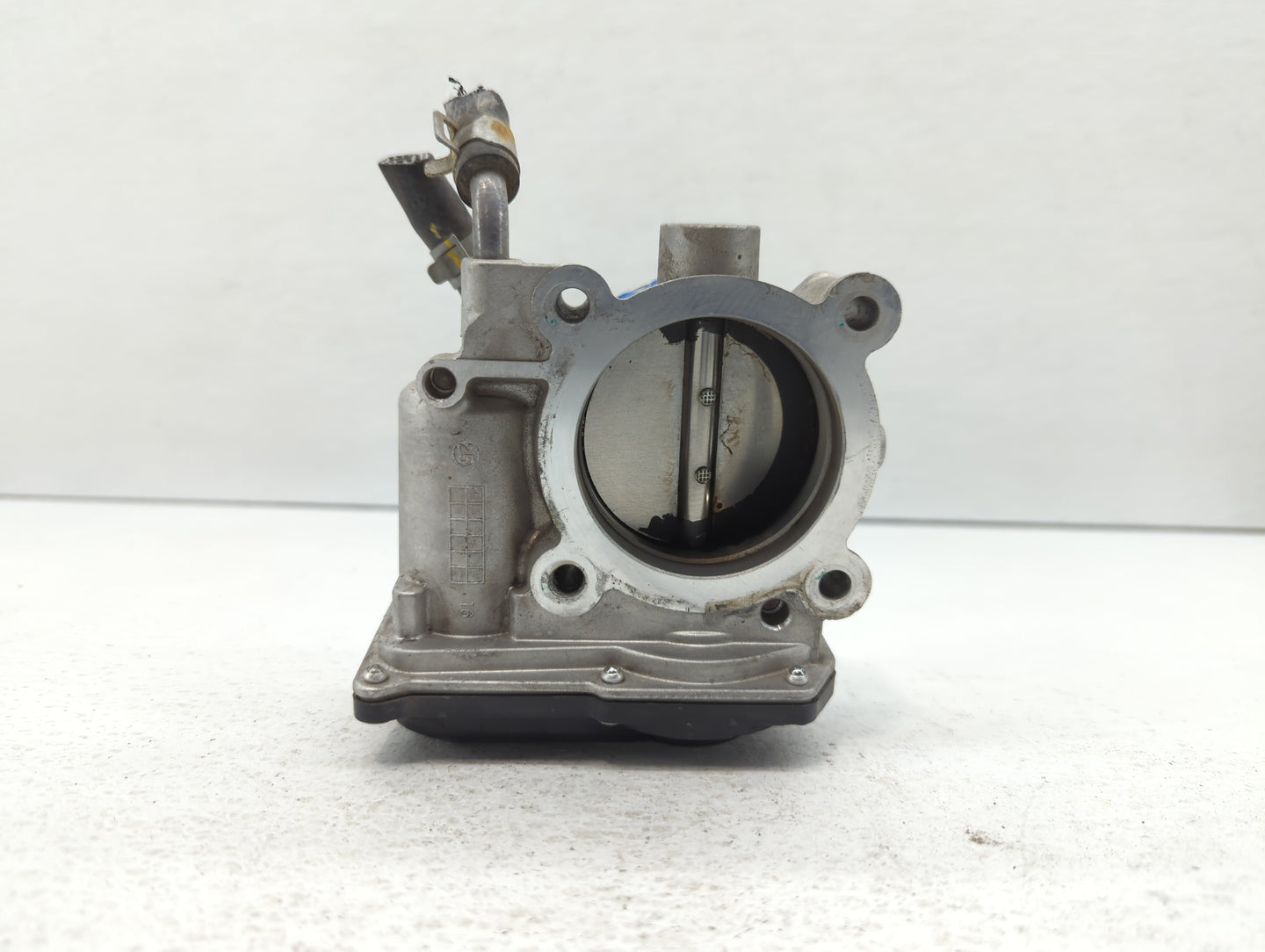 2011-2020 Hyundai Elantra Throttle Body P/N:35100-2E000 Fits Fits 2011 2012 2013 2014 2015 2016 2017 2018 2019 2020 2021 OEM