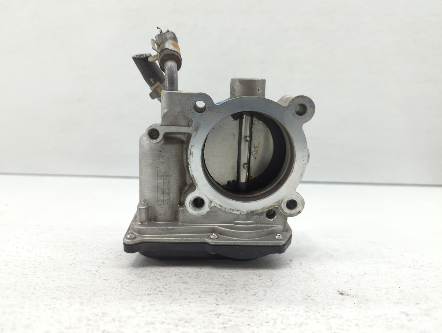 2011-2020 Hyundai Elantra Throttle Body P/N:35100-2E000 Fits Fits 2011 2012 2013 2014 2015 2016 2017 2018 2019 2020 2021 OEM