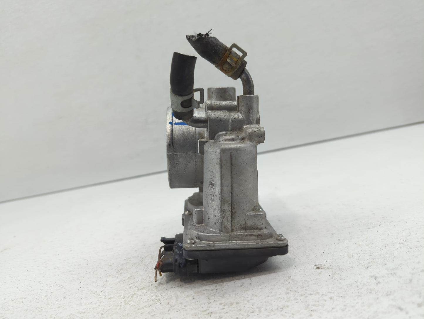 2011-2020 Hyundai Elantra Throttle Body P/N:35100-2E000 Fits Fits 2011 2012 2013 2014 2015 2016 2017 2018 2019 2020 2021 OEM