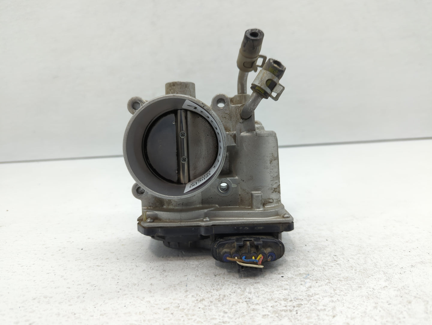2011-2020 Hyundai Elantra Throttle Body P/N:35100-2E000 Fits Fits 2011 2012 2013 2014 2015 2016 2017 2018 2019 2020 2021 OEM