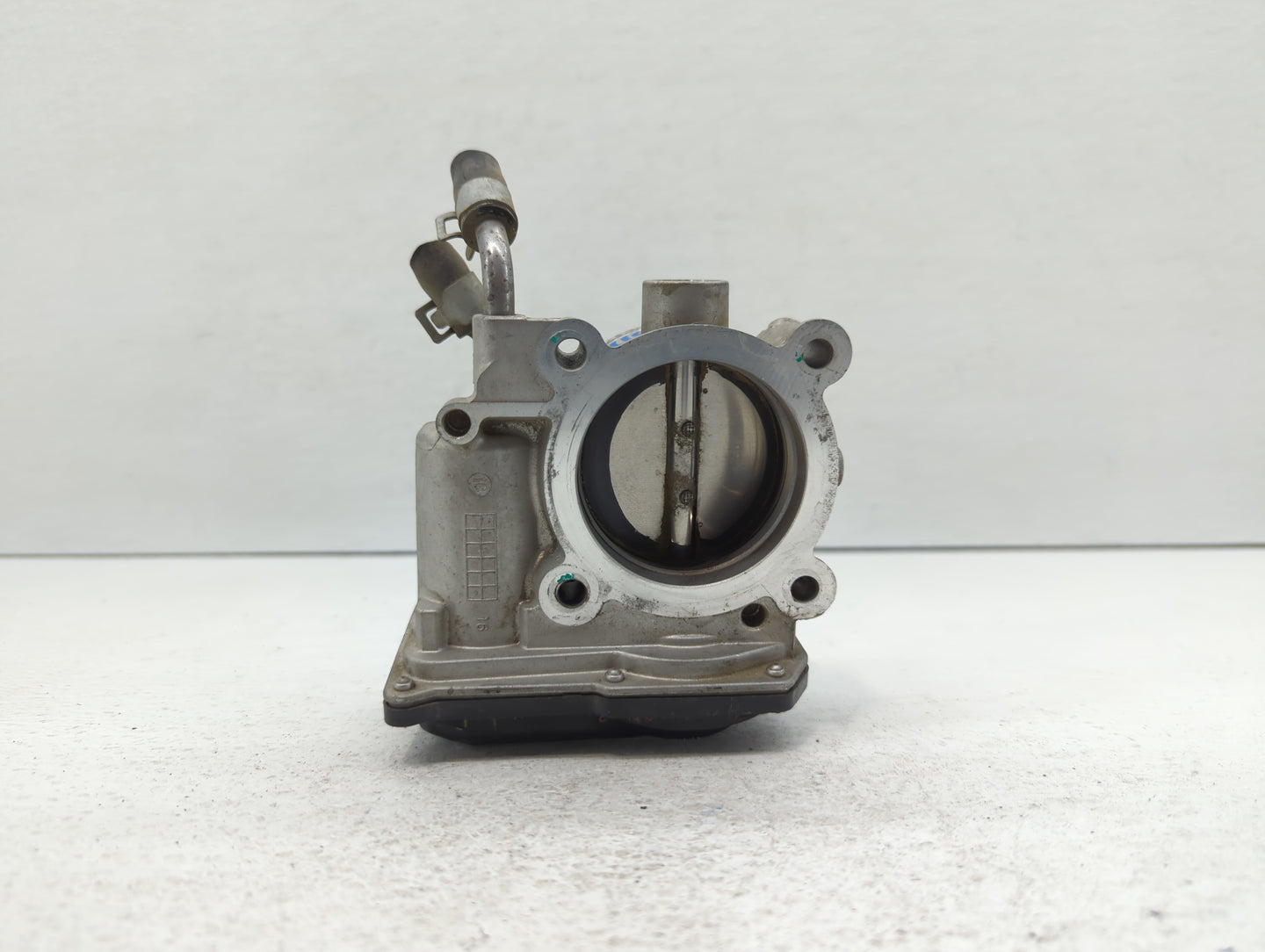 2011-2020 Hyundai Elantra Throttle Body P/N:35100-2E000 Fits Fits 2011 2012 2013 2014 2015 2016 2017 2018 2019 2020 2021 OEM