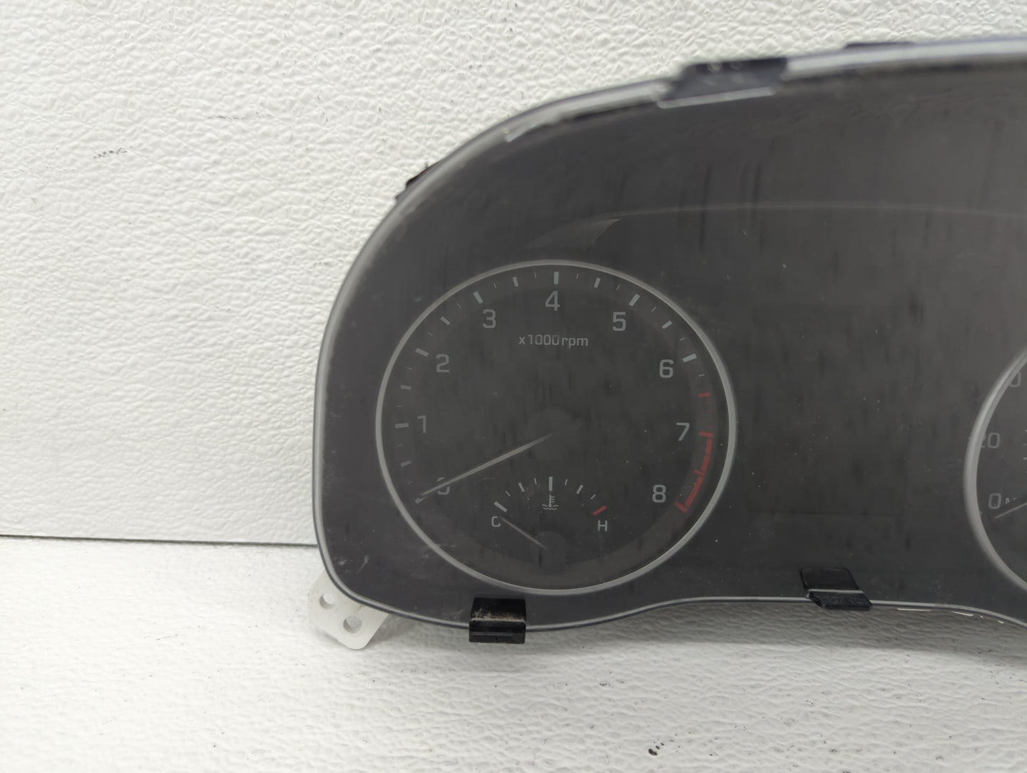2017-2018 Hyundai Elantra Instrument Cluster Speedometer Gauges P/N:94001-F2060 Fits Fits 2017 2018 OEM Used Auto Parts - Oe