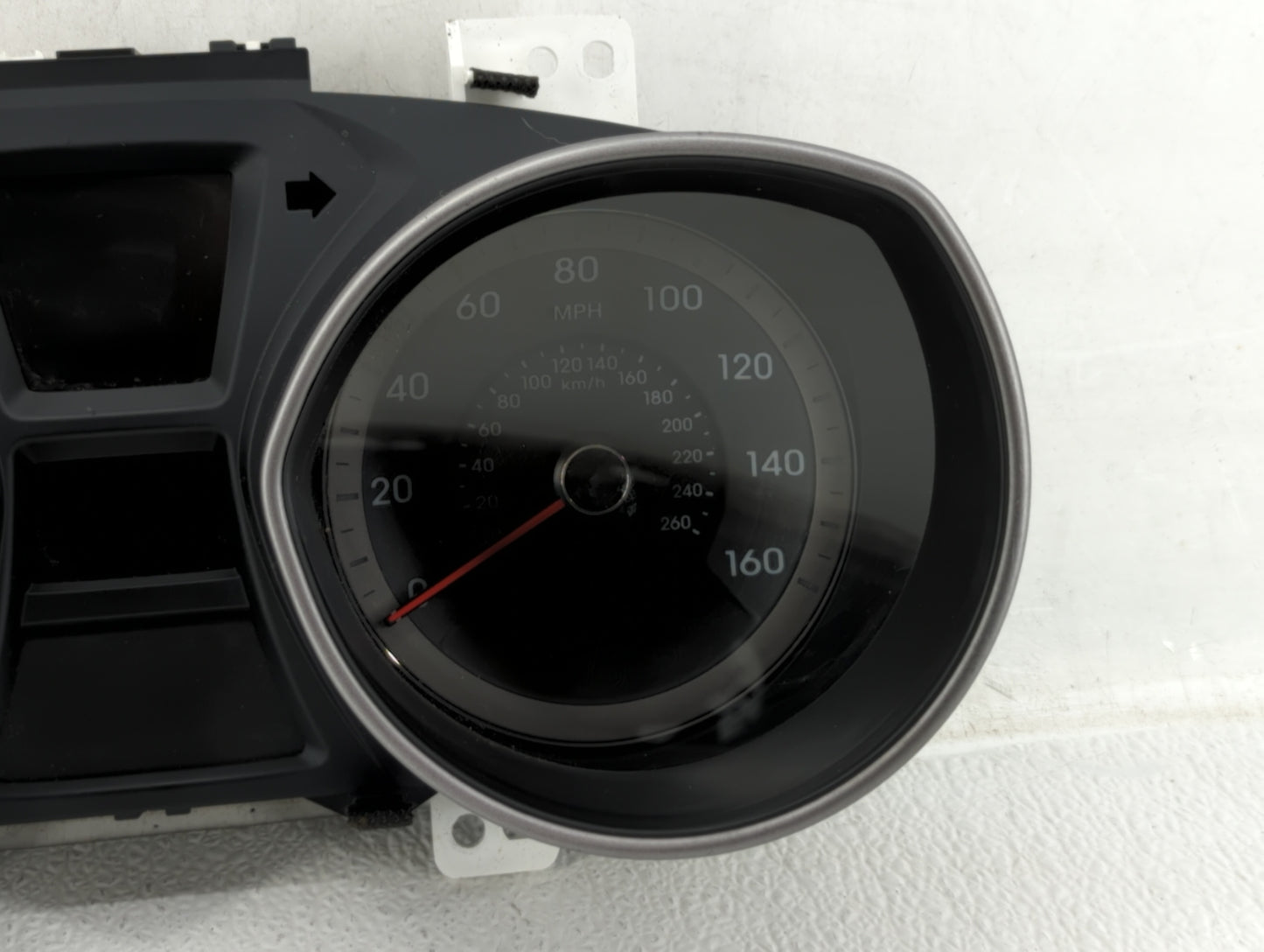 2016-2017 Hyundai Elantra Instrument Cluster Speedometer Gauges P/N:94004-A5610 Miles: Fits Fits 2016 2017 OEM Used Auto Par