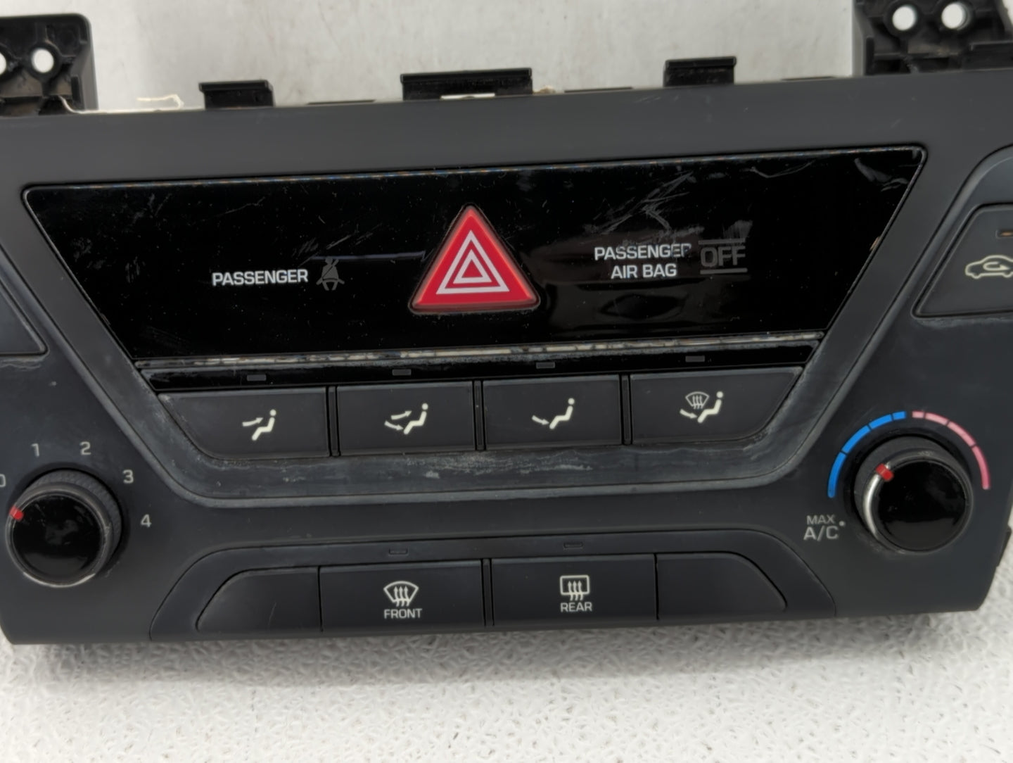 2017-2018 Hyundai Elantra Climate Control Module Temperature AC/Heater Replacement P/N:97250-F2061KEX Fits Fits 2017 2018 OE