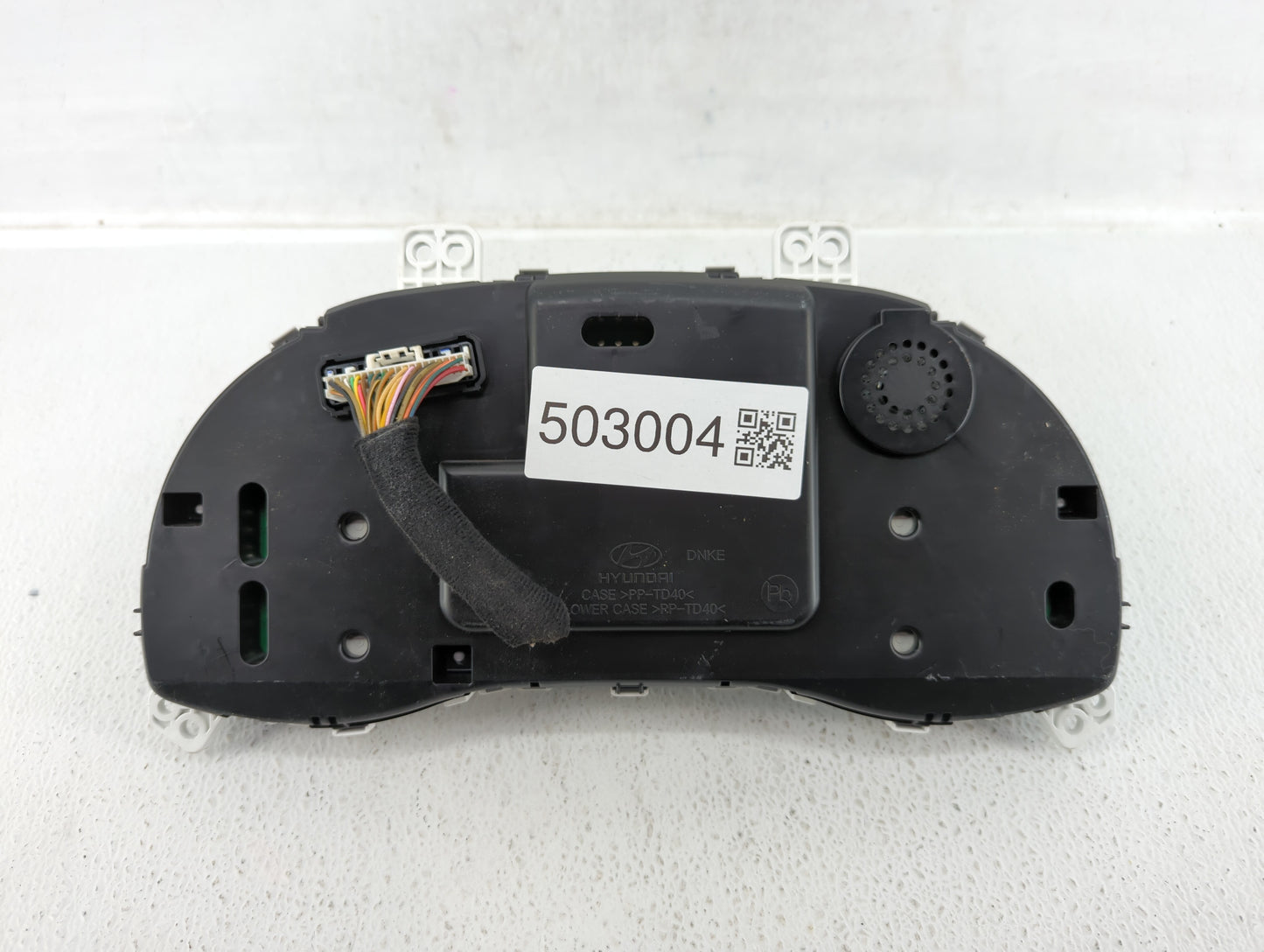 2017-2018 Hyundai Elantra Instrument Cluster Speedometer Gauges P/N:94001-F2060 Fits Fits 2017 2018 OEM Used Auto Parts - Oe
