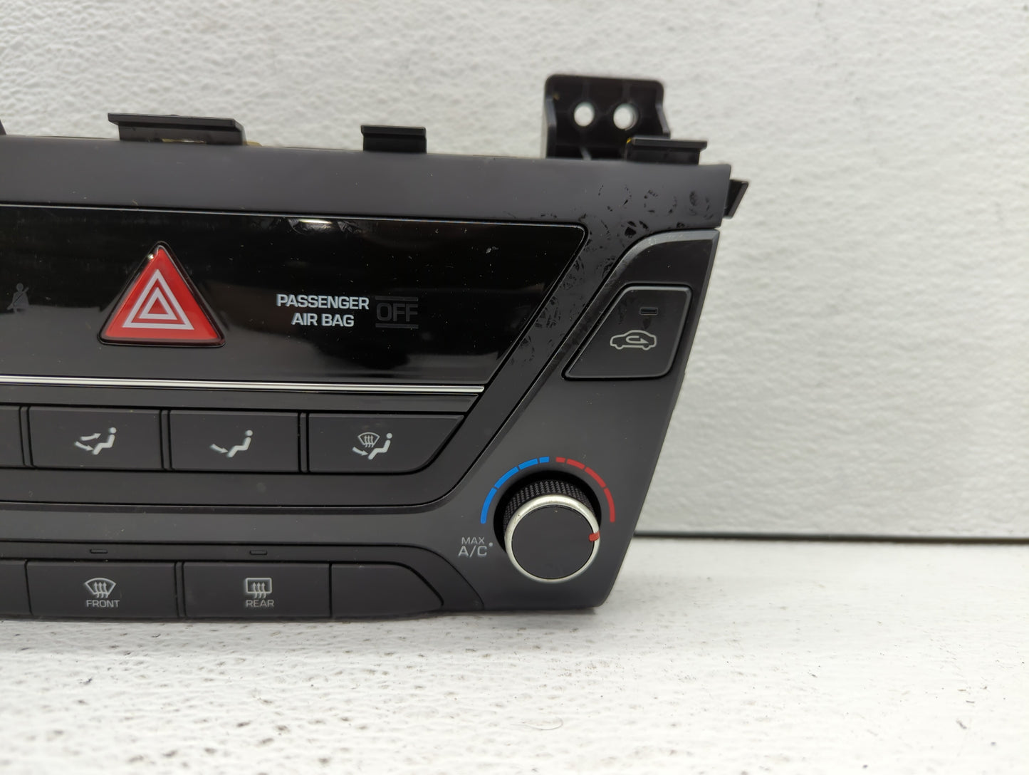 2017 Hyundai Elantra Climate Control Module Temperature AC/Heater Replacement P/N:97250-F2061KEX 97250-F20614X Fits OEM Used