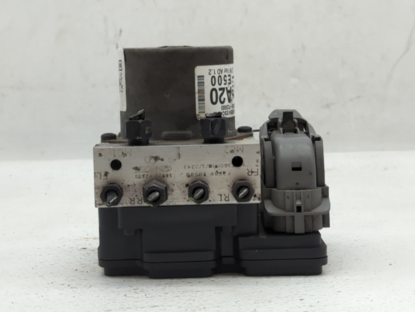 2017-2019 Hyundai Elantra ABS Pump Control Module Replacement P/N:58900-F2500 Fits Fits 2017 2018 2019 OEM Used Auto Parts -