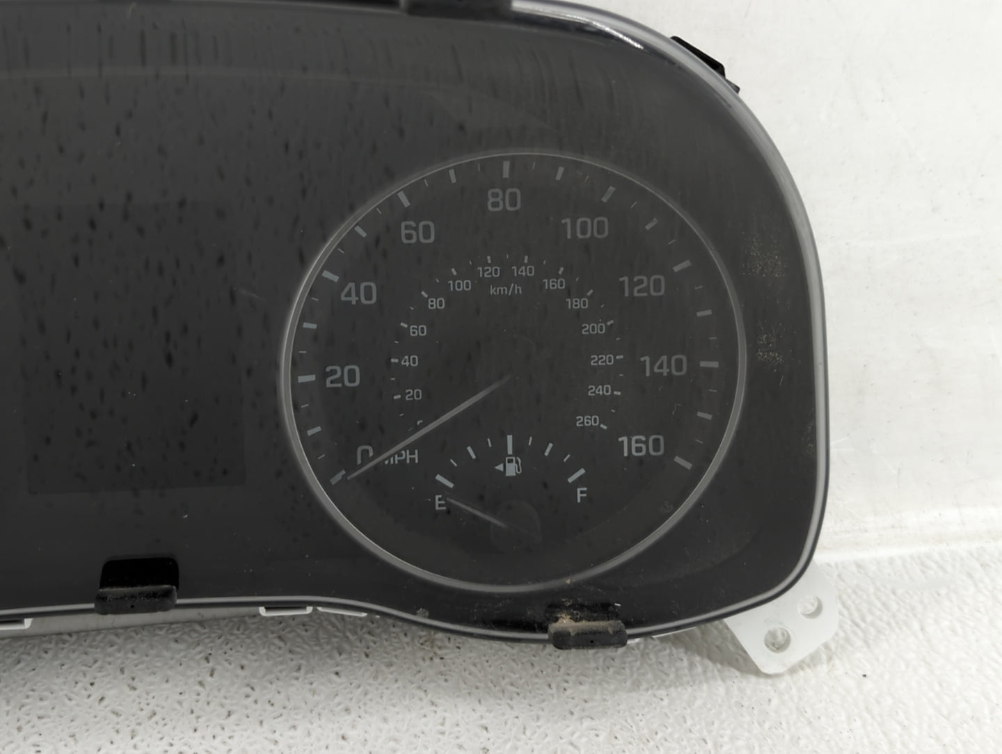 2017-2018 Hyundai Elantra Instrument Cluster Speedometer Gauges P/N:94001--F3010 94011-F3012 Fits Fits 2017 2018 OEM Used Au