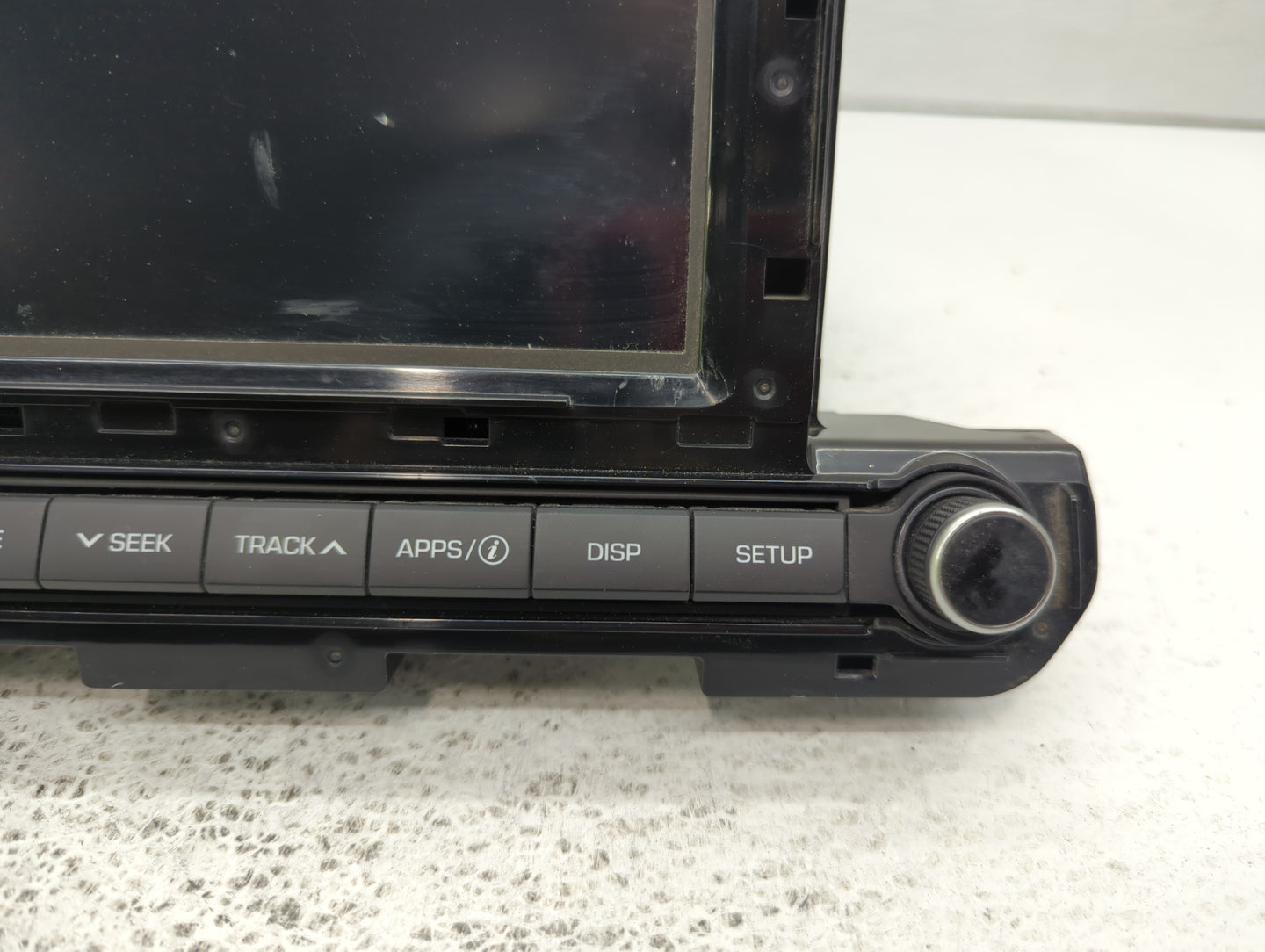 2017-2018 Hyundai Elantra Radio AM FM Cd Player Receiver Replacement P/N:96160-F2110UAT Fits Fits 2017 2018 OEM Used Auto Pa