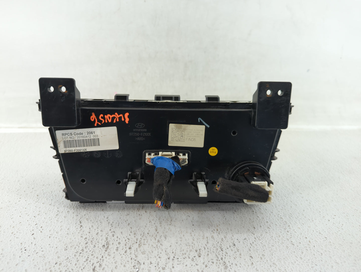 2017-2018 Hyundai Elantra Climate Control Module Temperature AC/Heater Replacement P/N:97250-F20614X 97250-F2230RET Fits OEM