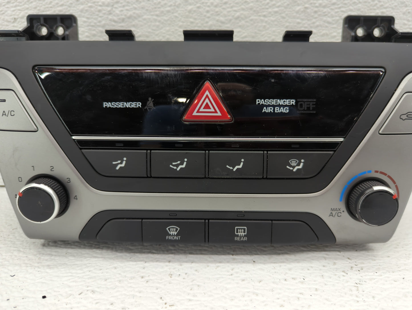 2017-2018 Hyundai Elantra Climate Control Module Temperature AC/Heater Replacement P/N:97250-F20614X Fits Fits 2017 2018 OEM