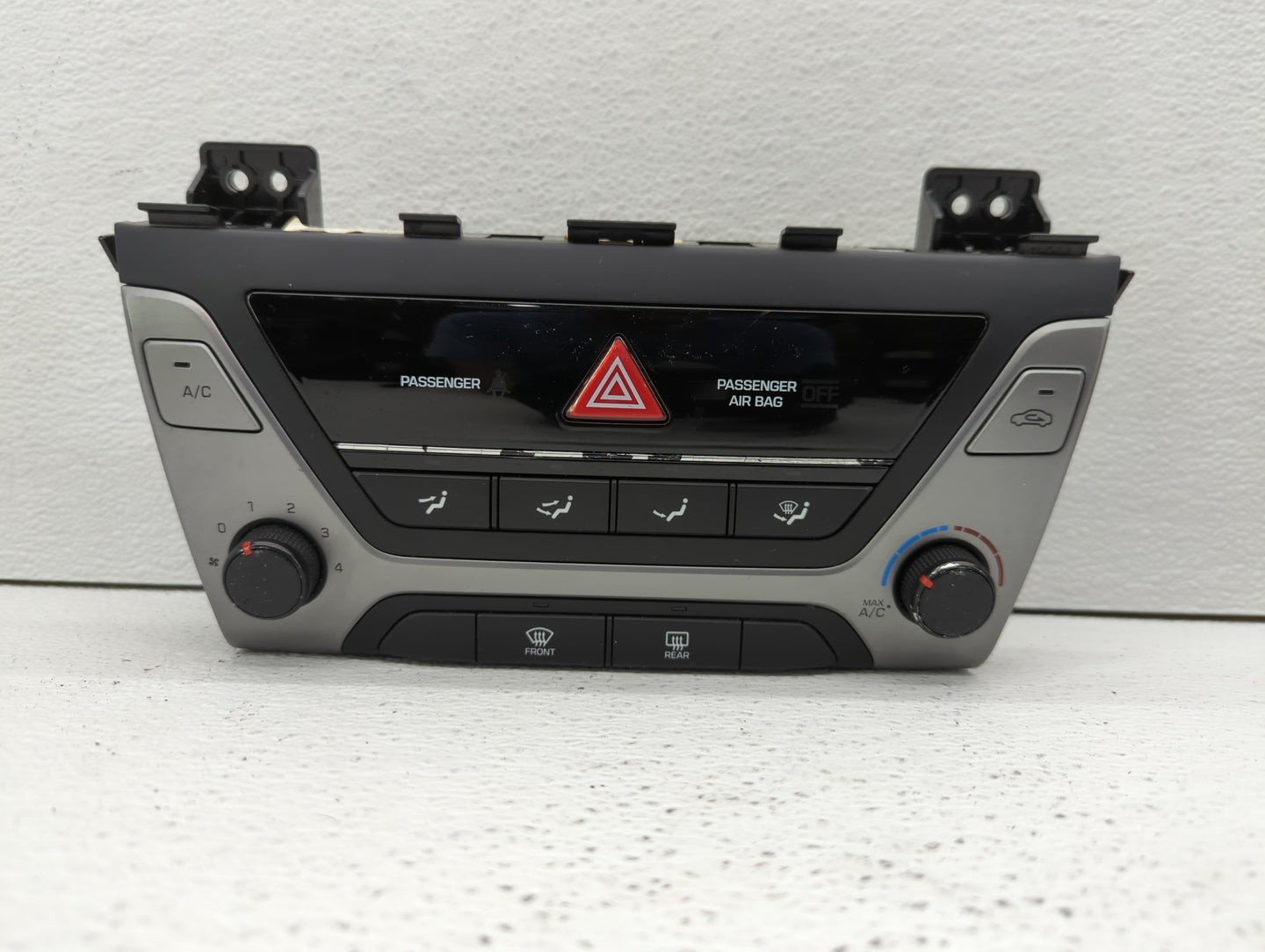 2017-2018 Hyundai Elantra Climate Control Module Temperature AC/Heater Replacement P/N:97250-F20614X Fits Fits 2017 2018 OEM