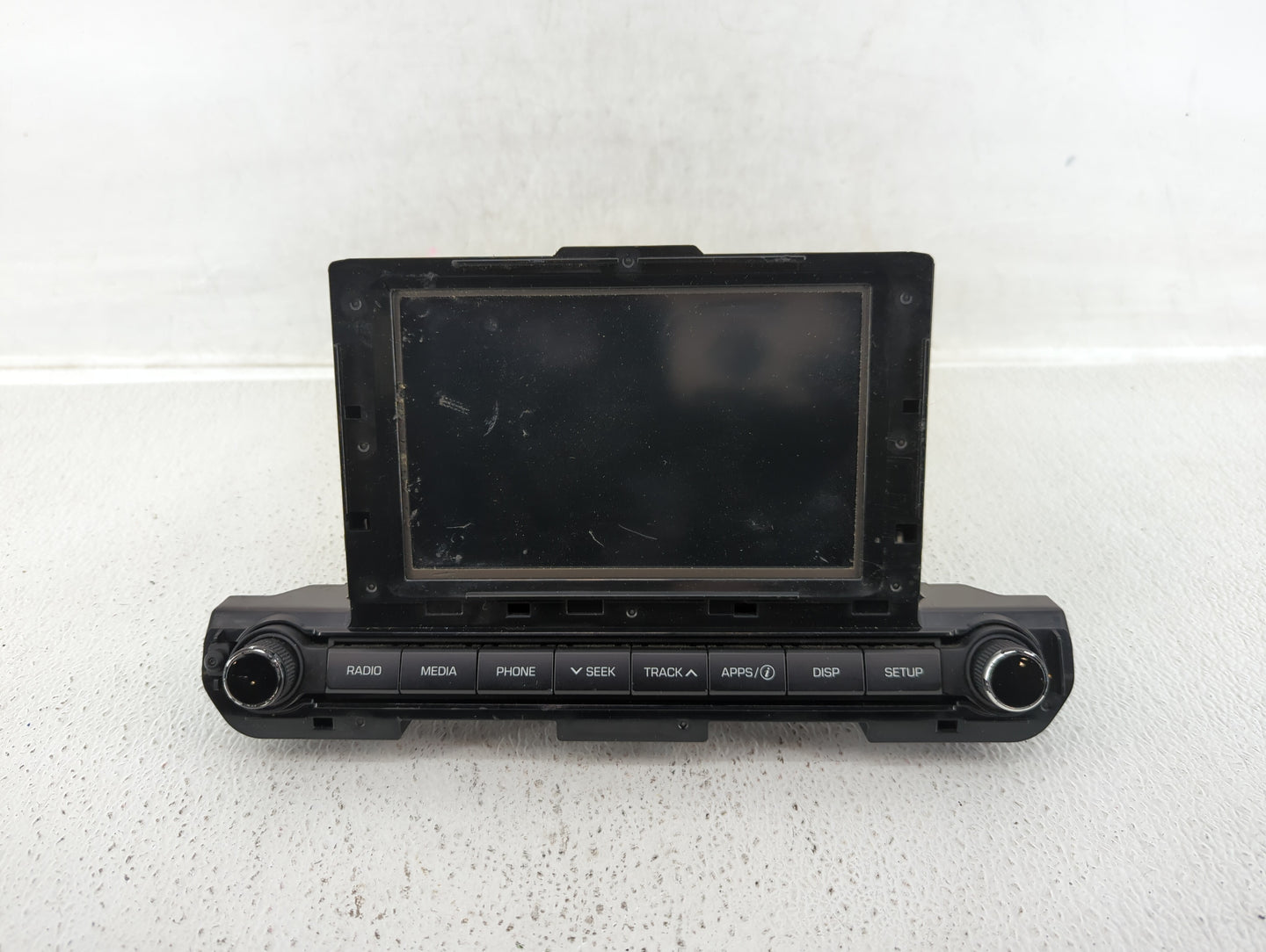 2017-2018 Hyundai Elantra Am Fm Cd Player Radio Receiver - Oemusedautoparts1.com