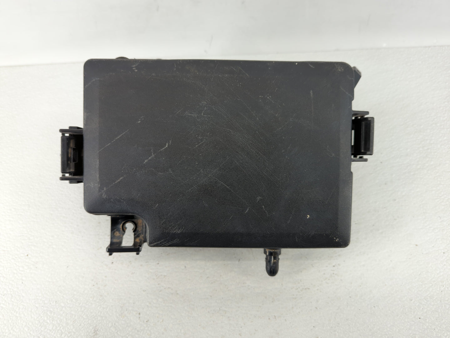 2017 Hyundai Elantra Fusebox Fuse Box Panel Relay Module P/N:VS91200F3142AA VS91200F3260AA, 1610250079, 1602131575 Fits OEM 