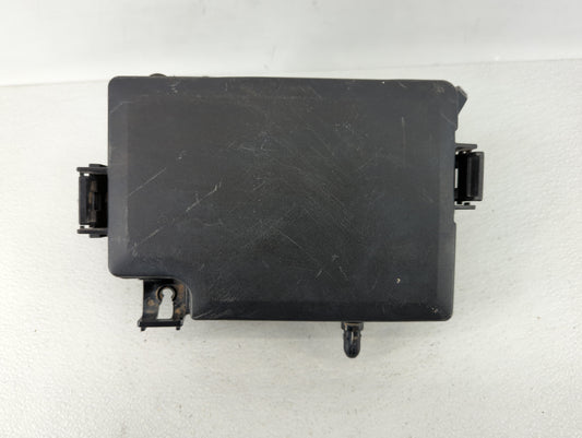 2017 Hyundai Elantra Fusebox Fuse Box Panel Relay Module P/N:VS91200F3142AA VS91200F3260AA, 1610250079, 1602131575 Fits OEM 