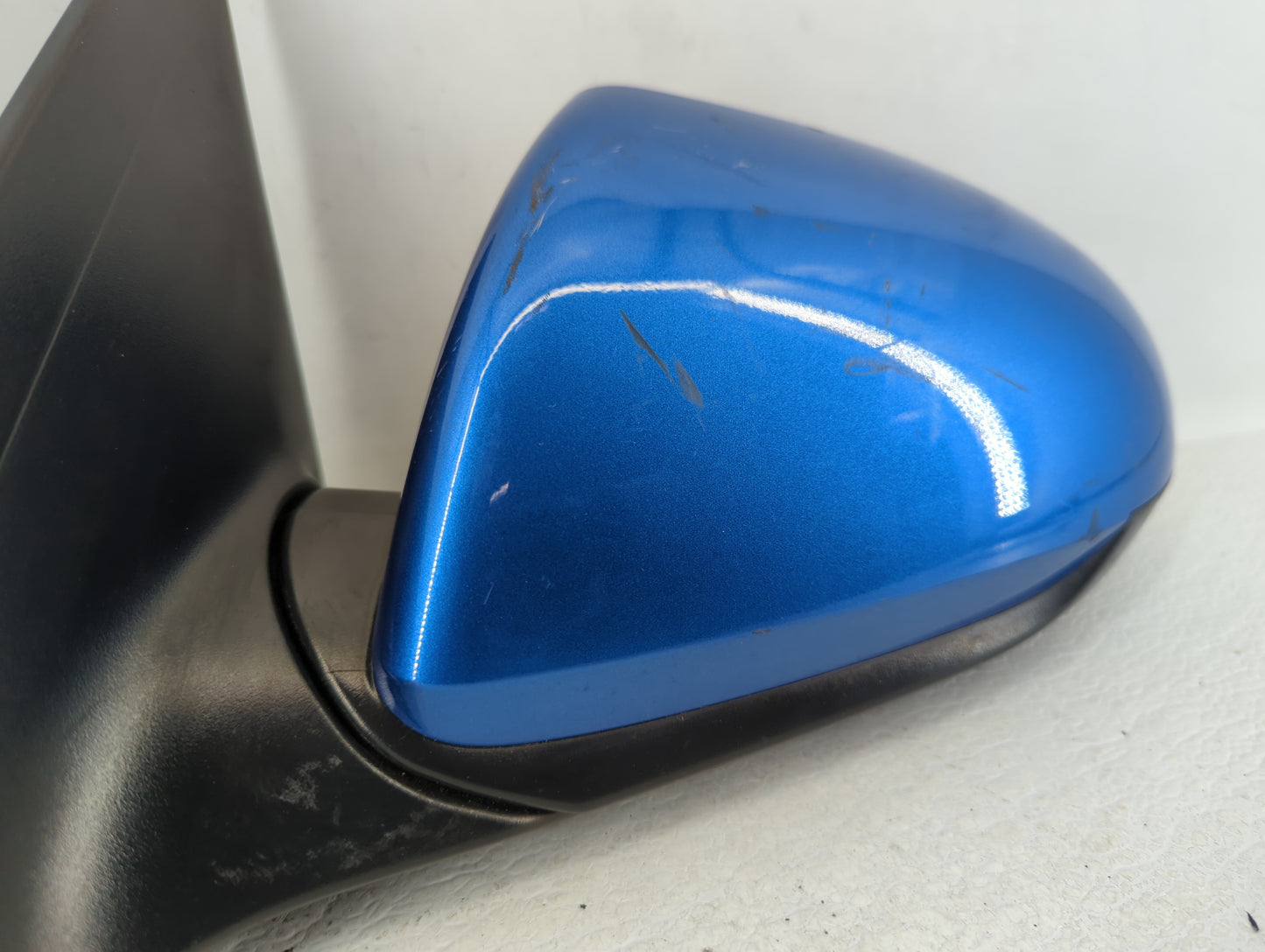 2017-2020 Hyundai Elantra Driver Side View Mirror - Left Door Mirror OEM Used - Oemusedautoparts1.com
