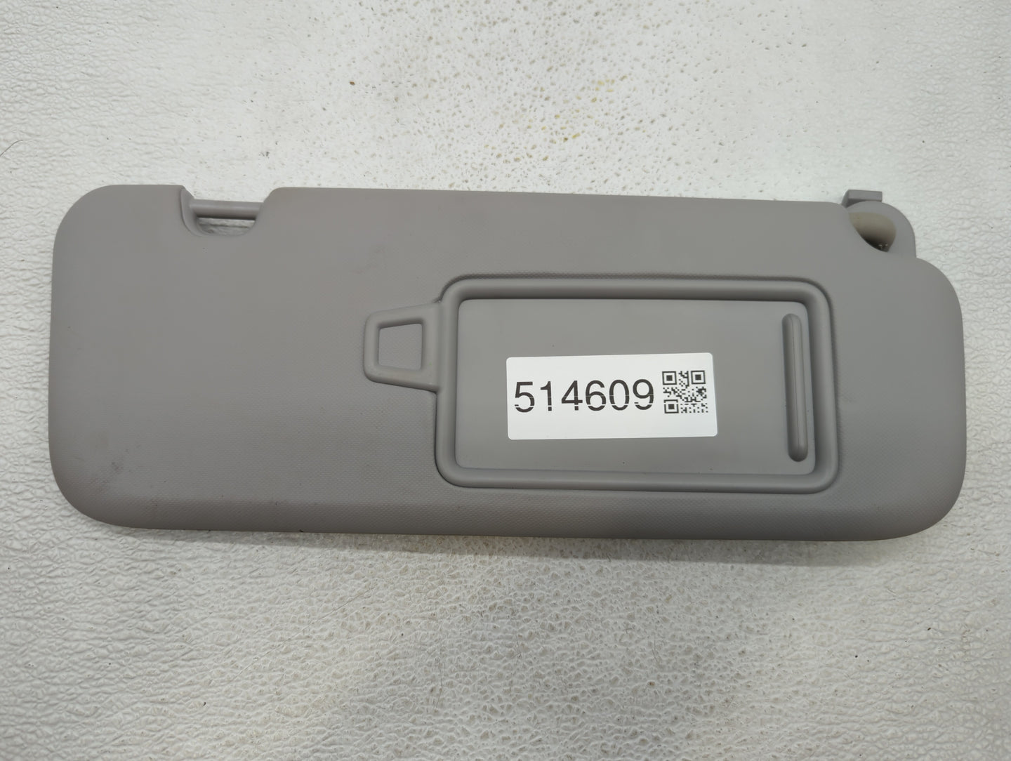 2017-2020 Hyundai Elantra Sun Visor Shade Replacement Passenger Right Mirror Fits Fits 2017 2018 2019 2020 OEM Used Auto Par