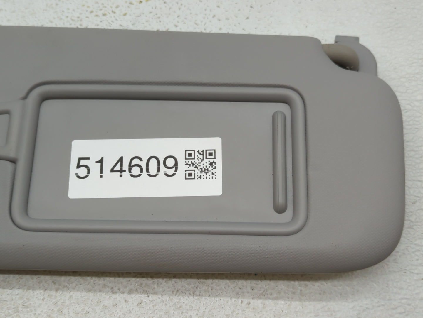 2017-2020 Hyundai Elantra Sun Visor Shade Replacement Passenger Right Mirror Fits Fits 2017 2018 2019 2020 OEM Used Auto Par