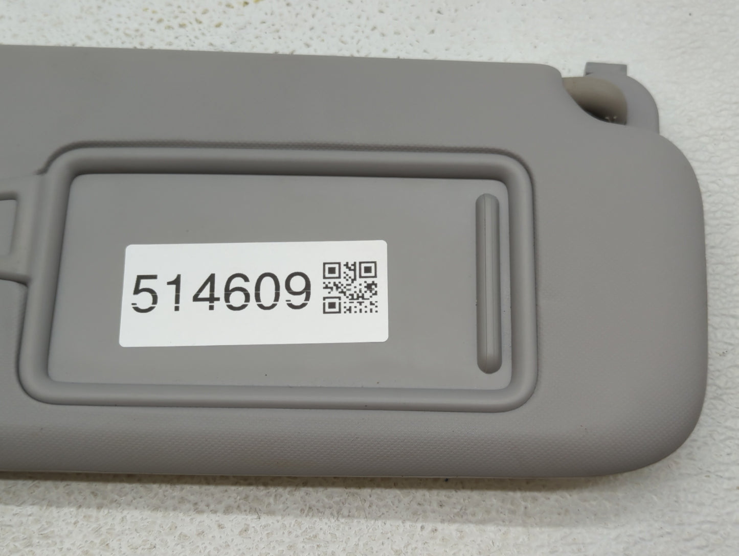 2017-2020 Hyundai Elantra Sun Visor Shade Replacement Passenger Right Mirror Fits Fits 2017 2018 2019 2020 OEM Used Auto Par