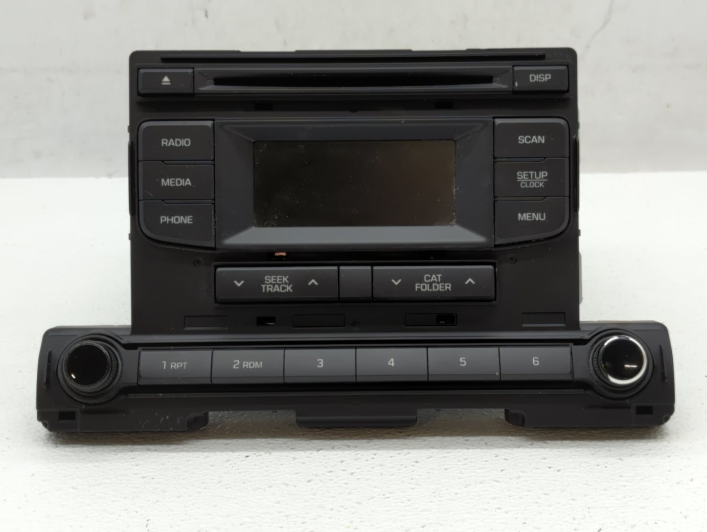 2017-2018 Hyundai Elantra Radio AM FM Cd Player Receiver Replacement P/N:96170-F2100UAT 96170F2270UAT Fits Fits 2017 2018 OE