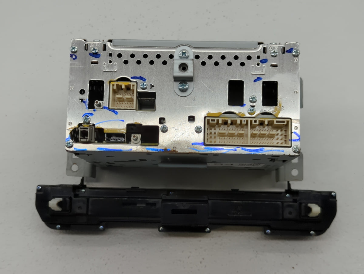 2017-2018 Hyundai Elantra Am Fm Cd Player Radio Receiver 515464 - Oemusedautoparts1.com