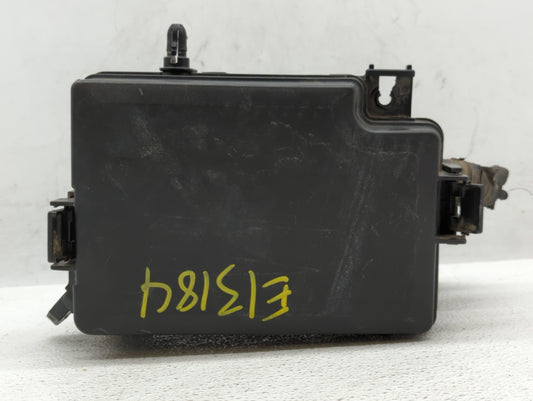 2017 Hyundai Elantra Fusebox Fuse Box Panel Relay Module P/N:VS91200F3261AA Fits OEM Used Auto Parts - Oemusedautoparts1.com