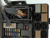 2017 Hyundai Elantra Fusebox Fuse Box Panel Relay Module P/N:VS91200F3261AA Fits OEM Used Auto Parts - Oemusedautoparts1.com