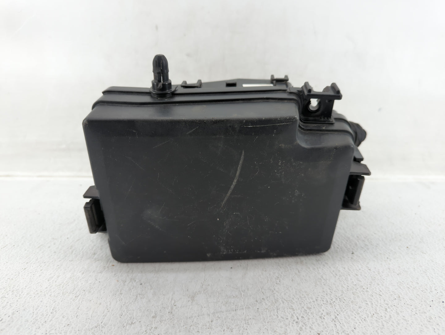 2017 Hyundai Elantra Fusebox Fuse Box Panel Relay Module P/N:91200F3261AA Fits OEM Used Auto Parts - Oemusedautoparts1.com