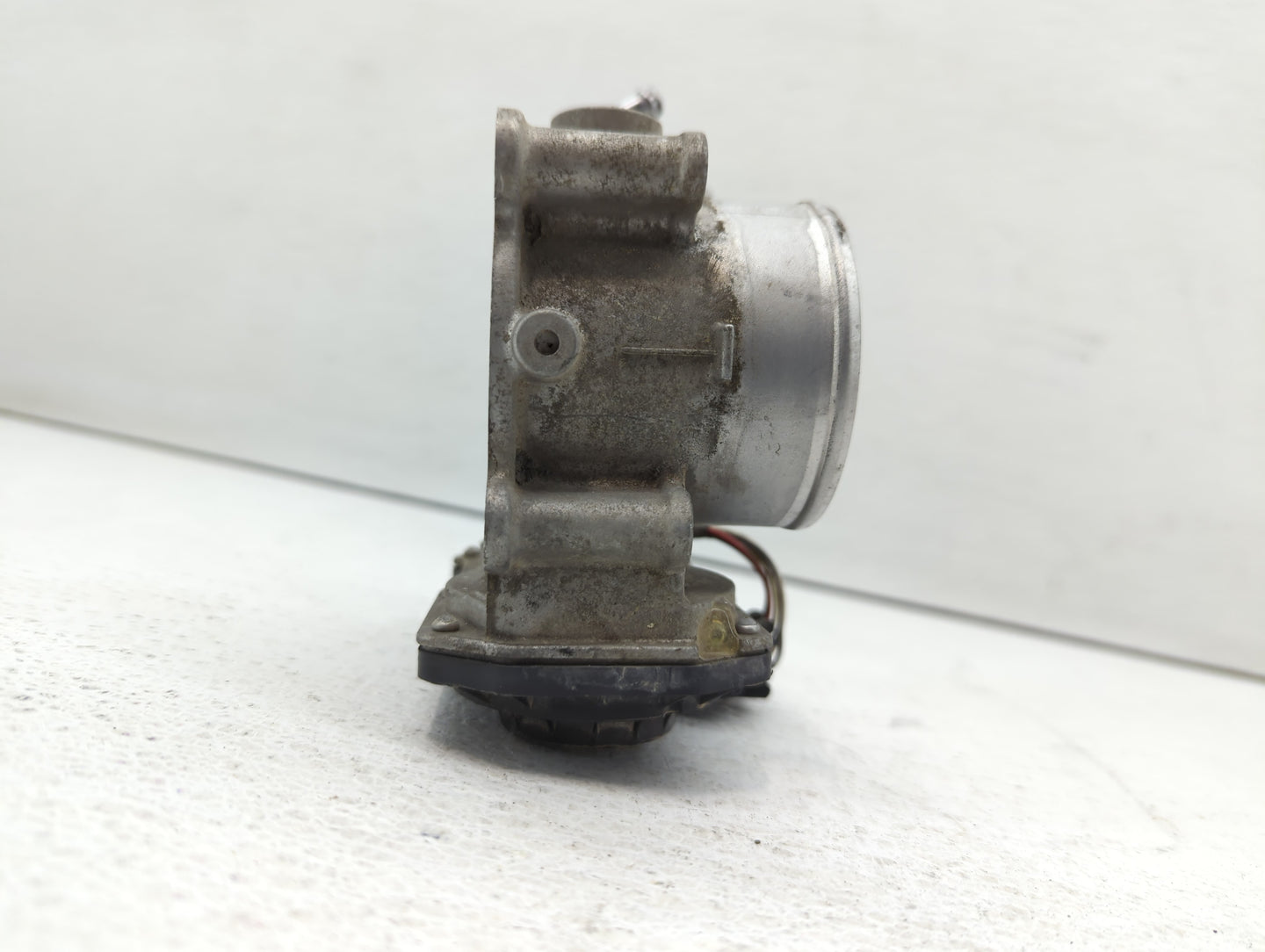 2011-2020 Hyundai Elantra Throttle Body P/N:35100-2E000 Fits Fits 2011 2012 2013 2014 2015 2016 2017 2018 2019 2020 2021 OEM