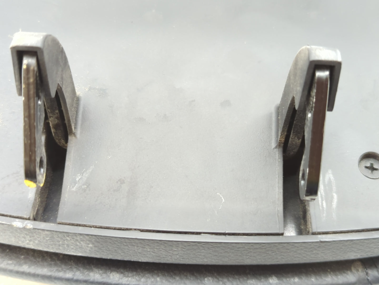 Hyundai Elantra Center Console Armrest Cover Lid - Oemusedautoparts1.com