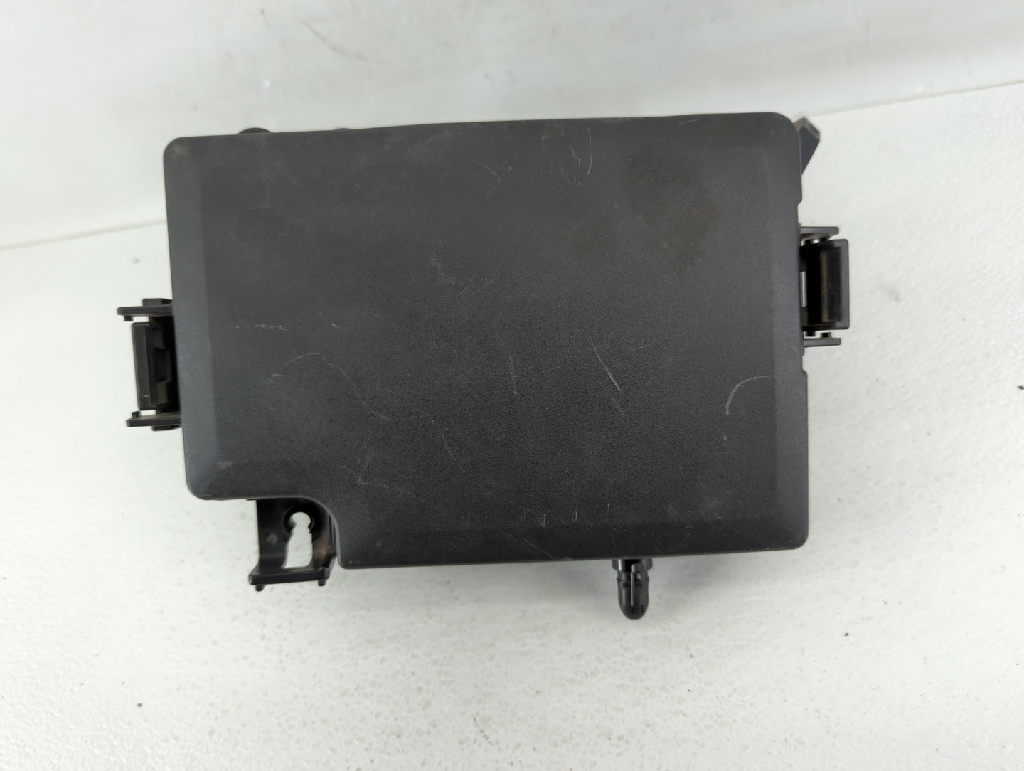 2017 Hyundai Elantra Fusebox Fuse Box Panel Relay Module P/N:91203F2260 91203F2050B Fits OEM Used Auto Parts - Oemusedautopa
