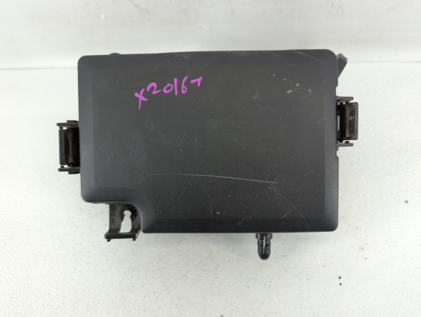 2017 Hyundai Elantra Fusebox Fuse Box Panel Relay Module P/N:91956-F2020 91956-F2021, 91200F3261AA Fits OEM Used Auto Parts 