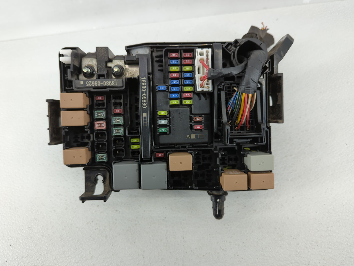 2017 Hyundai Elantra Fusebox Fuse Box Panel Relay Module P/N:91956-F2020 91203-F2200 Fits OEM Used Auto Parts - Oemusedautop