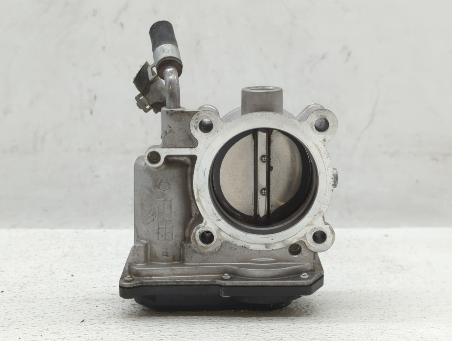 2011-2020 Hyundai Elantra Throttle Body P/N:35100-2E000 Fits Fits 2011 2012 2013 2014 2015 2016 2017 2018 2019 2020 2021 OEM