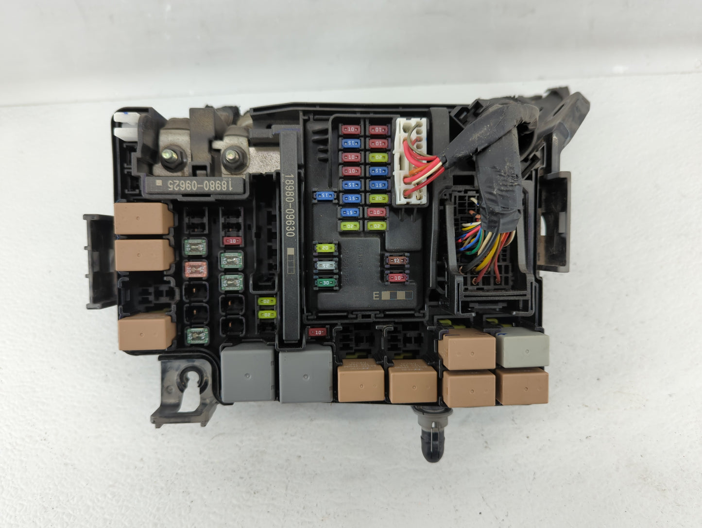 2017 Hyundai Elantra Fusebox Fuse Box Panel Relay Module P/N:91956-F2021 91956-F2020 Fits OEM Used Auto Parts - Oemusedautop