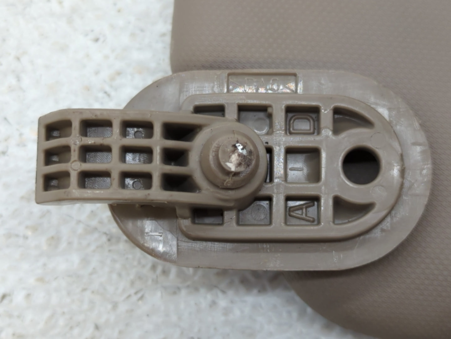 2017-2020 Hyundai Elantra Sun Visor Shade Replacement Passenger Right Mirror Fits Fits 2017 2018 2019 2020 OEM Used Auto Par