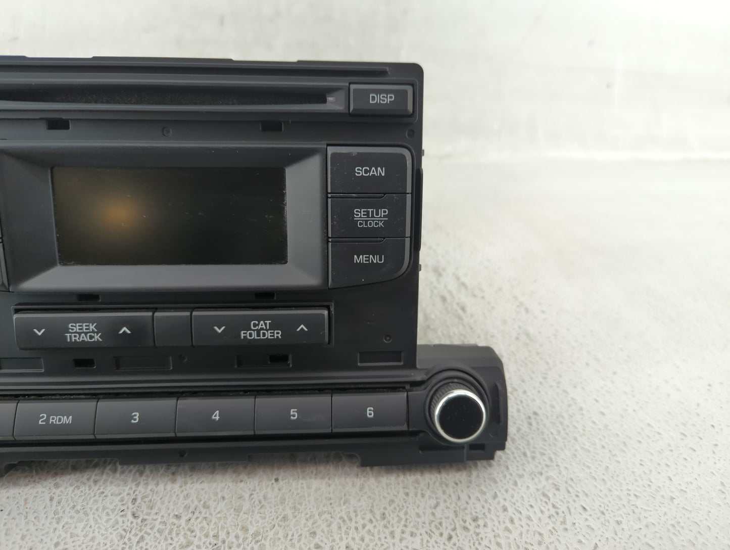2017-2018 Hyundai Elantra Am Fm Cd Player Radio Receiver - Oemusedautoparts1.com
