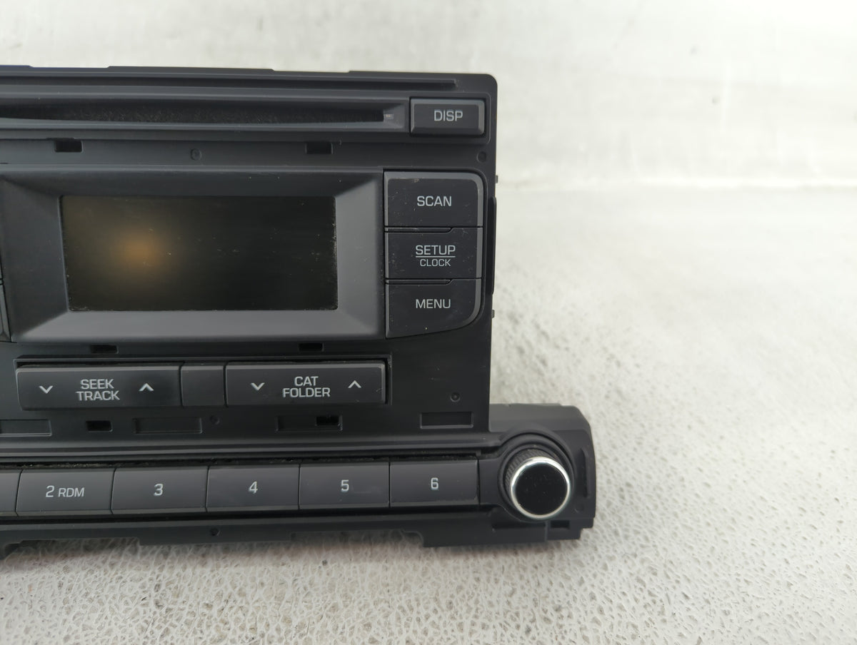 2017-2018 Hyundai Elantra Am Fm Cd Player Radio Receiver 539030 - Oemusedautoparts1.com