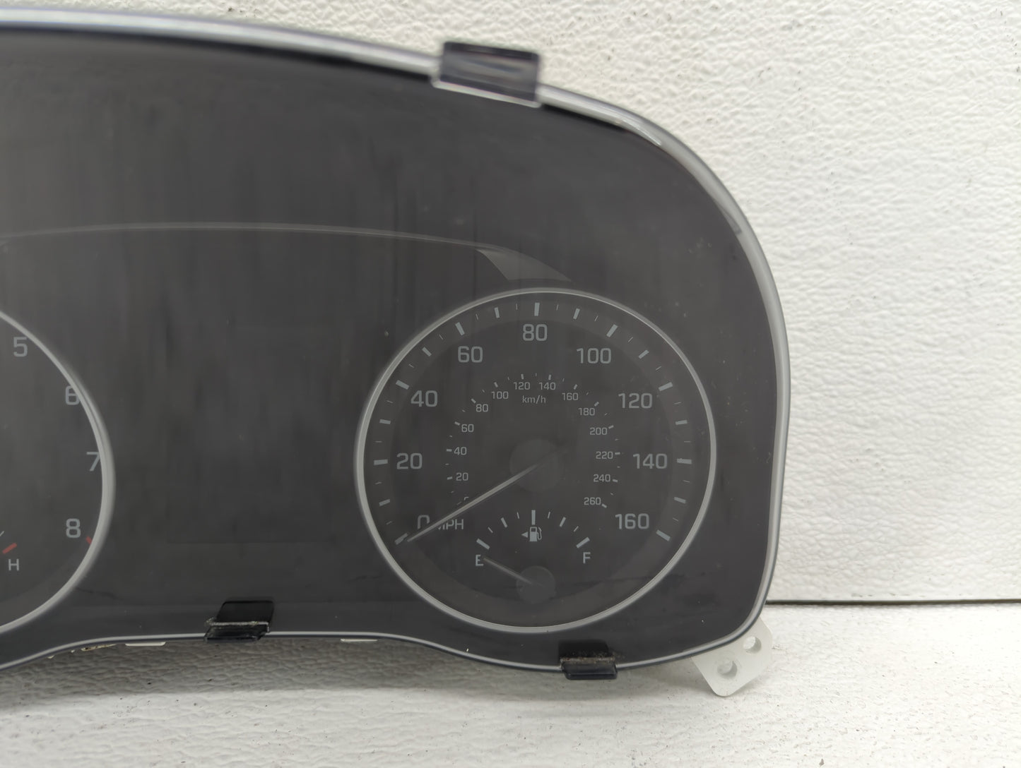 2017-2018 Hyundai Elantra Instrument Cluster Speedometer Gauges P/N:94011-F3010 Fits Fits 2017 2018 OEM Used Auto Parts - Oe