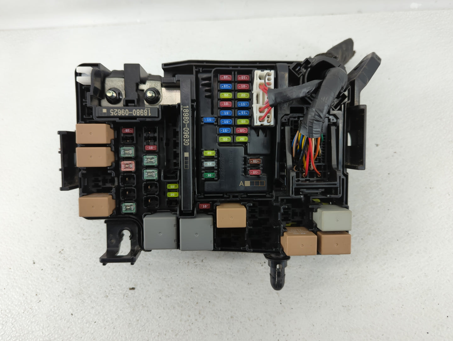 2017 Hyundai Elantra Fusebox Fuse Box Panel Relay Module P/N:91956-F2020 91203-F2200 Fits OEM Used Auto Parts - Oemusedautop