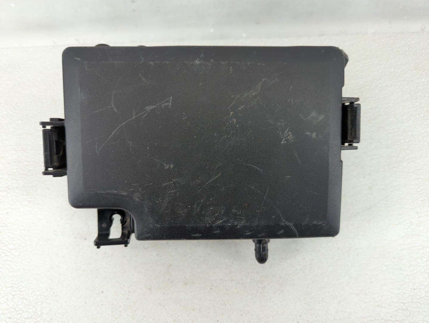2017 Hyundai Elantra Fusebox Fuse Box Panel Relay Module P/N:91956-F2021 Fits OEM Used Auto Parts - Oemusedautoparts1.com