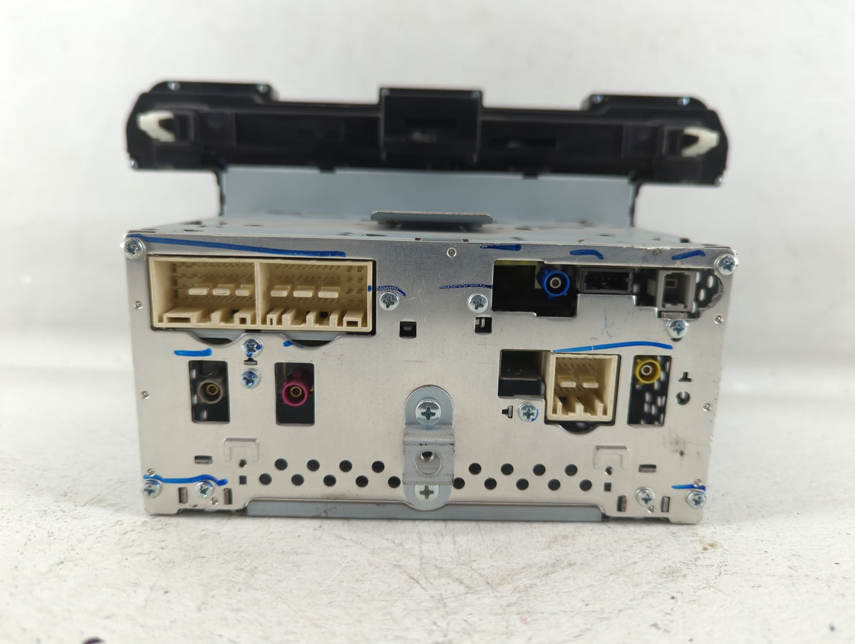 2017-2018 Hyundai Elantra Am Fm Cd Player Radio Receiver 548966 - Oemusedautoparts1.com