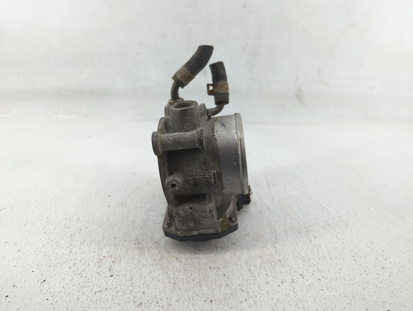 2011-2020 Hyundai Elantra Throttle Body P/N:35100-2E000 Fits Fits 2011 2012 2013 2014 2015 2016 2017 2018 2019 2020 2021 OEM